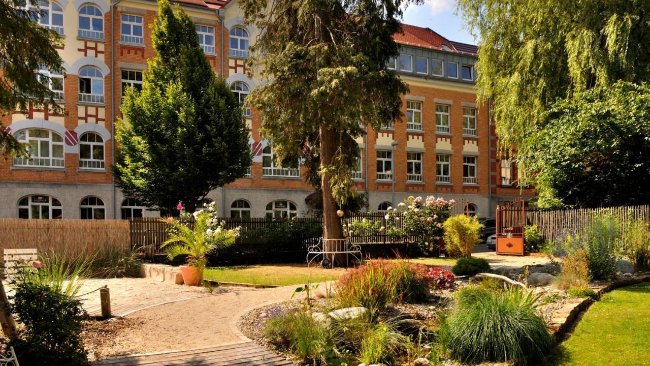 Kunstwerk B Hotel Trossingen Luaran gambar
