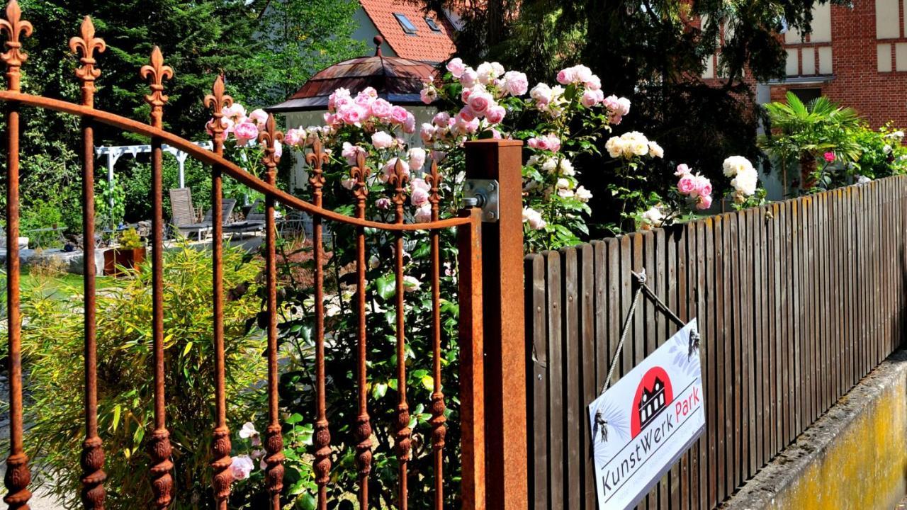 Kunstwerk B Hotel Trossingen Luaran gambar