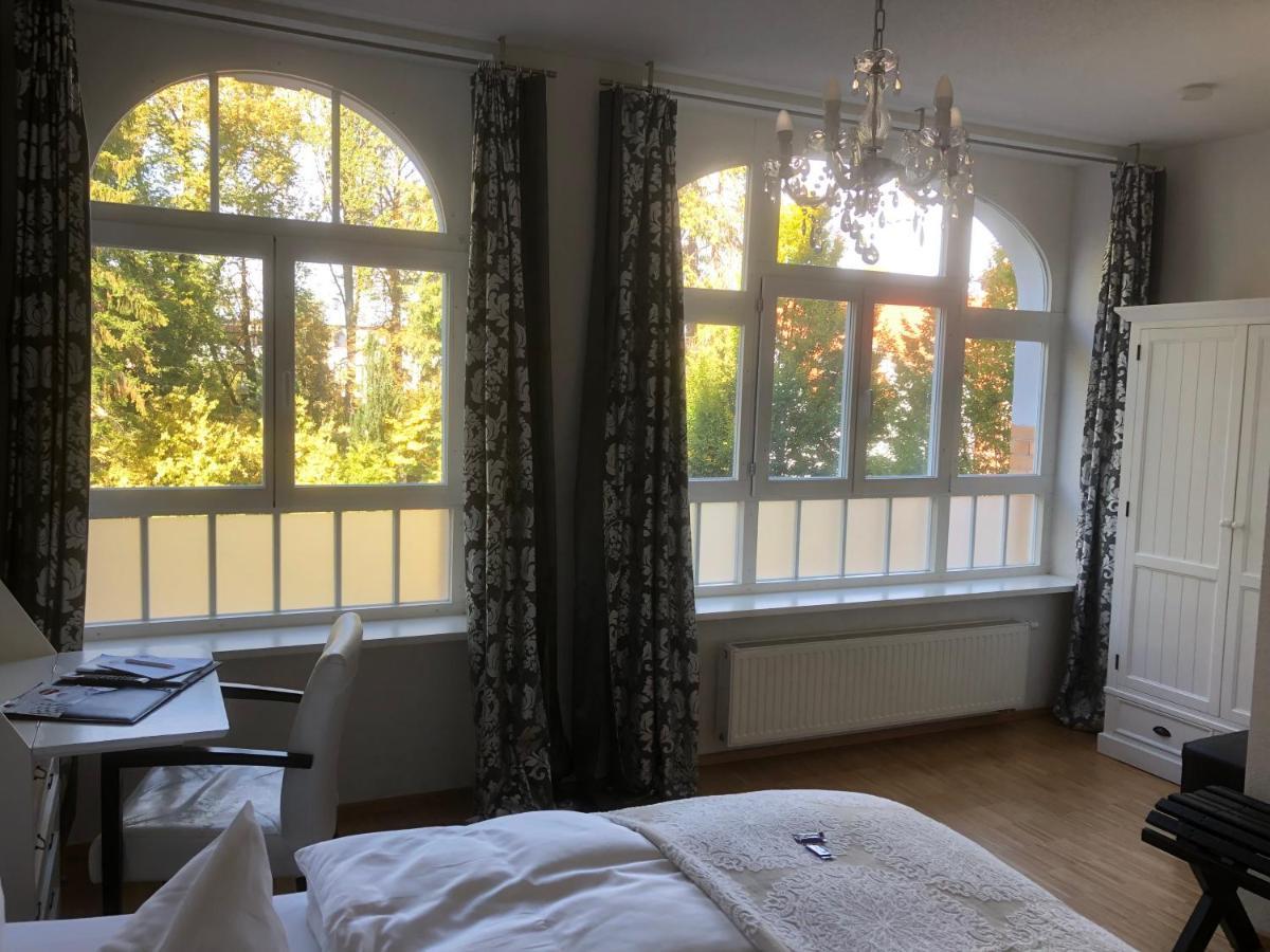Kunstwerk B Hotel Trossingen Luaran gambar
