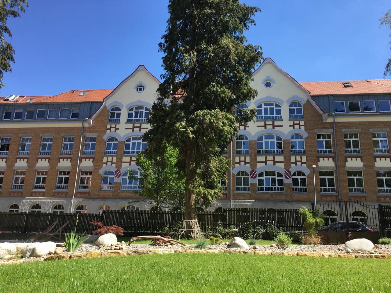 Kunstwerk B Hotel Trossingen Luaran gambar