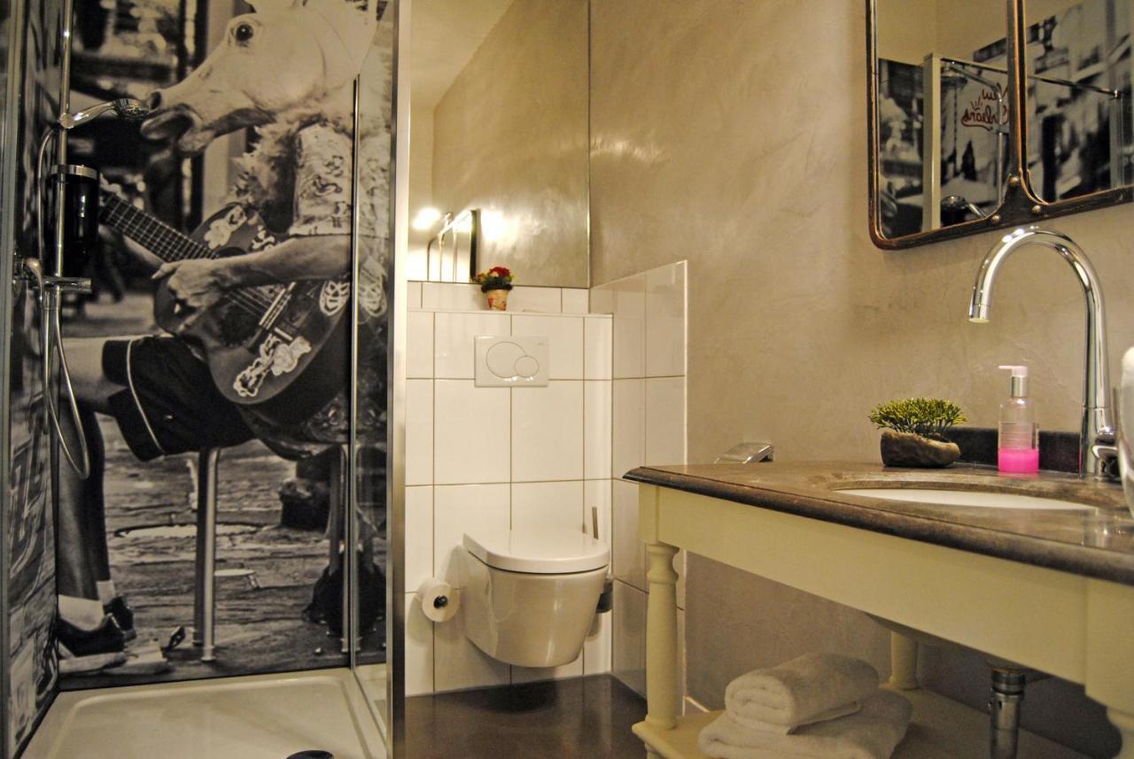 Kunstwerk B Hotel Trossingen Luaran gambar